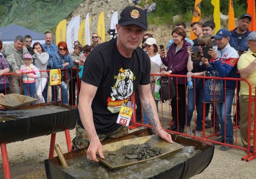 На площадке проведения «Старательского фарта» начался монтаж оборудования