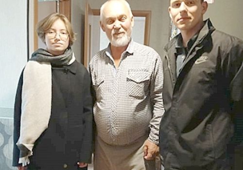 «ПРИМИТЕ НАШИ  ПОЗДРАВЛЕНИЯ»