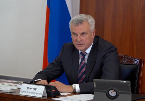 Губернатор Магаданской области Сергей Носов поручил окружить заботой каждого, кто отправляется защищать Родину, а также членов их семей