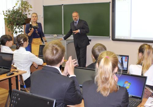 Модуль антикоррупционной направленности включен в учебные планы колымских школ