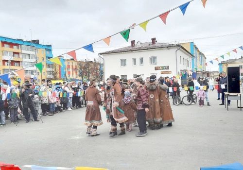 ПРАЗДНИК ОЛА ВНОВЬ ВСТРЕЧАЕТ!