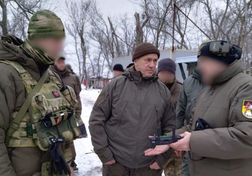 Юрий Трутнев посетил место дислокации бойцов добровольческого отряда РБСИ «Союз» в зоне СВО