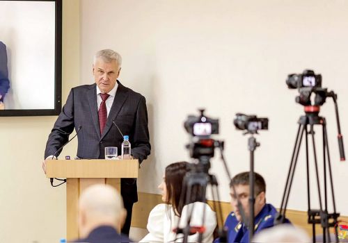 КОЛЫМА СТРОИТСЯ, УЧИТСЯ,  ПОБЕЖДАЕТ И МЕНЯЕТСЯ ДЛЯ НАС С ВАМИ! 12+