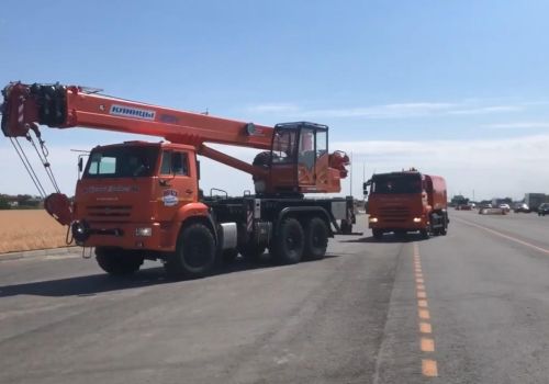 В Ждановку доставили еще 3 единицы техники, которую помогла приобрести Магаданская область