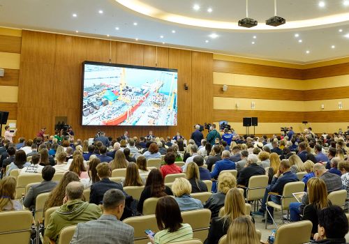 Первые самолёты Sukhoi SuperJet поступят в парк Единой дальневосточной авиакомпании