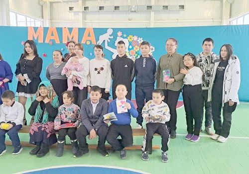 «БУКЕТ ДЛЯ МАМЫ»