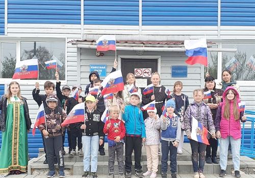 ЛУЧШЕЕ, КОНЕЧНО, ВПЕРЕДИ!